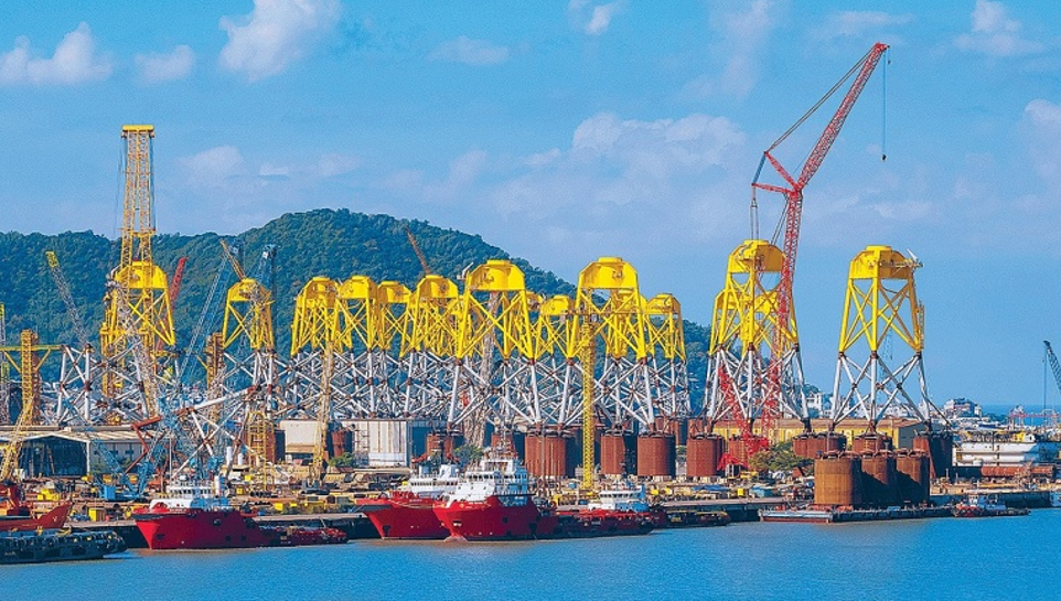 Petrovietnam chuyển mình thành tập đoàn năng lượng xanh, sẵn sàng cho thị trường tín chỉ carbon”