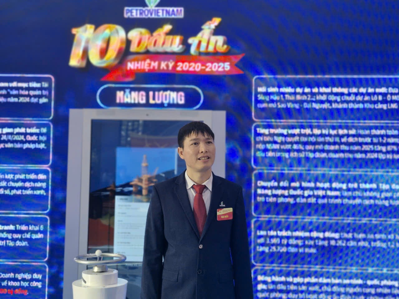 Lan tỏa mạnh mẽ tinh thần đoàn kết, dân chủ, trí tuệ và đổi mới của Đại hội Đảng bộ Petrovietnam lần thứ IV”