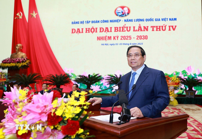 Thủ tướng Phạm Minh Chính: Petrovietnam phấn đấu lọt Top 5 doanh nghiệp khu vực”
