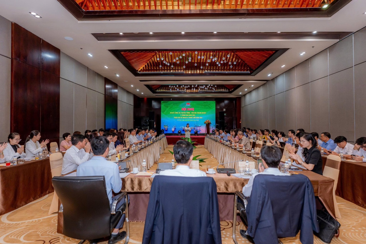 Công tác TT&VHDN 6 tháng đầu năm 2025 tại Vietsovpetro: Đổi mới, kết nối và lan tỏa bản sắc”