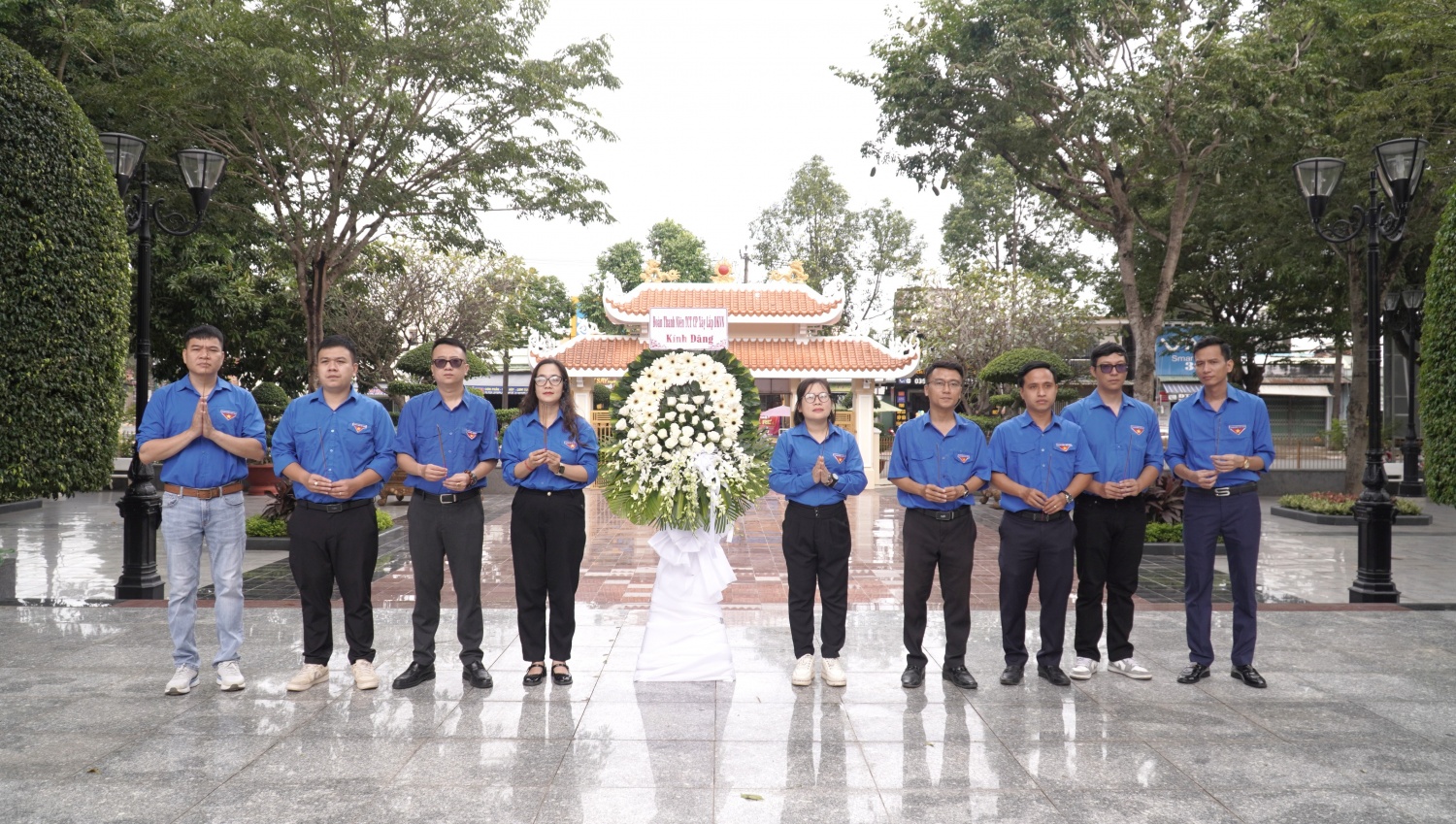 Đoàn Thanh niên PETROCONs dâng hương tưởng niệm Anh hùng liệt sĩ Võ Thị Sáu và Khu di tích Minh Đạm”