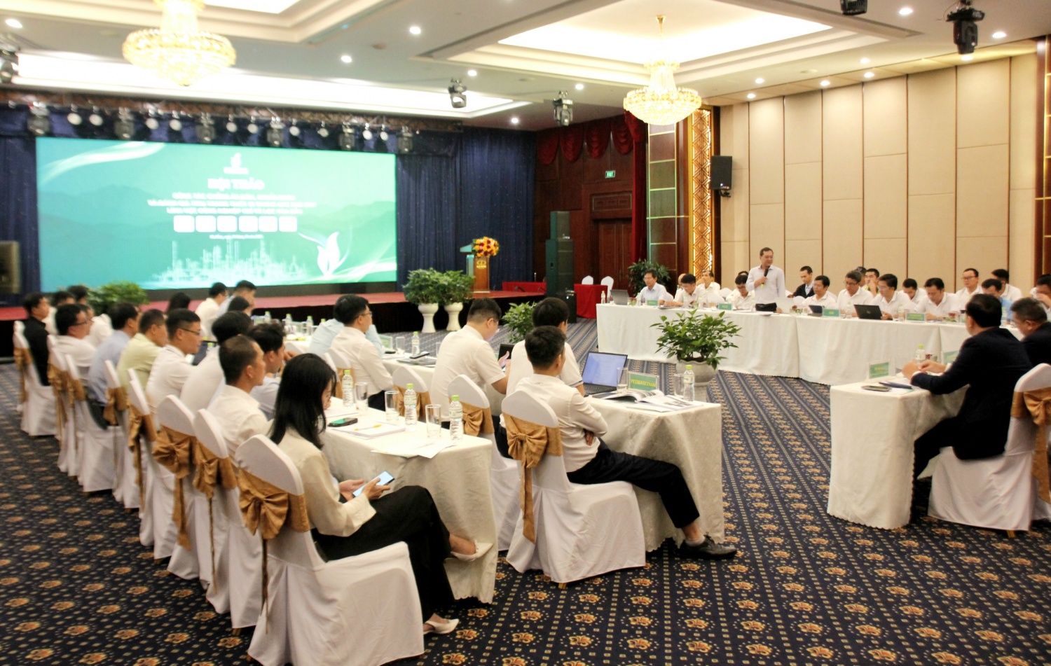 Tăng cường trao đổi kinh nghiệm chống ăn mòn giữa các nhà máy khí và lọc hóa dầu thuộc Petrovietnam”