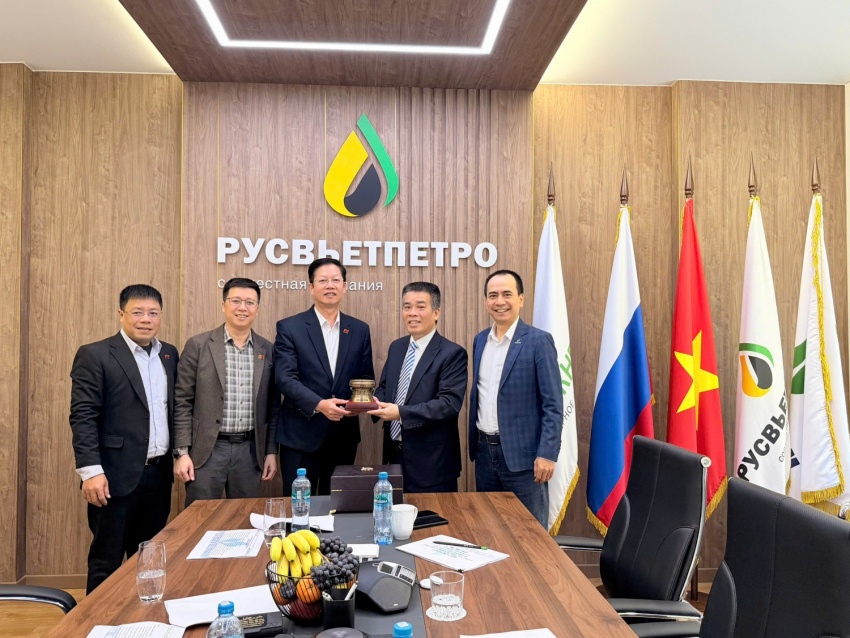 Cụm thi đua số 1 Petrovietnam sơ kết 9 tháng năm 2025: Khẳng định vai trò đầu tàu của khối E&P”