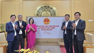 Petrovietnam khánh thành phòng STEM tại Phú Thọ, khơi dậy đam mê khoa học cho học sinh