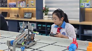 STEM Lab: "Ươm mầm" tình yêu khoa học vũ trụ cho thế hệ tương lai