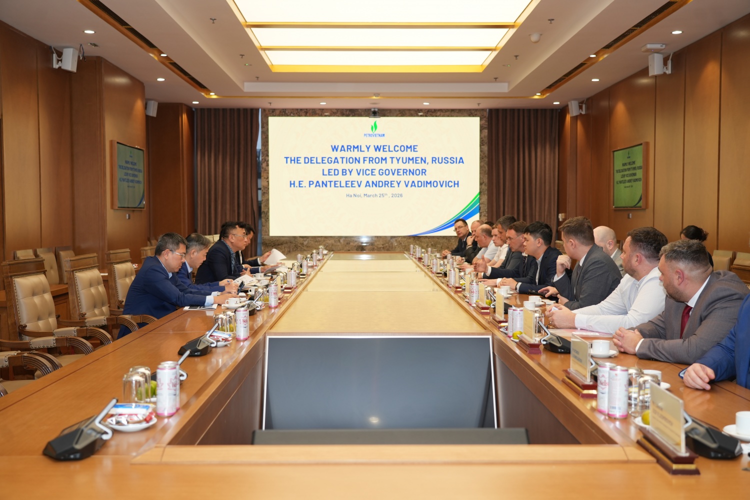 Petrovietnam mở rộng hợp tác với tỉnh Tyumen (Liên bang Nga) trong lĩnh vực năng lượng và công nghệ dầu khí