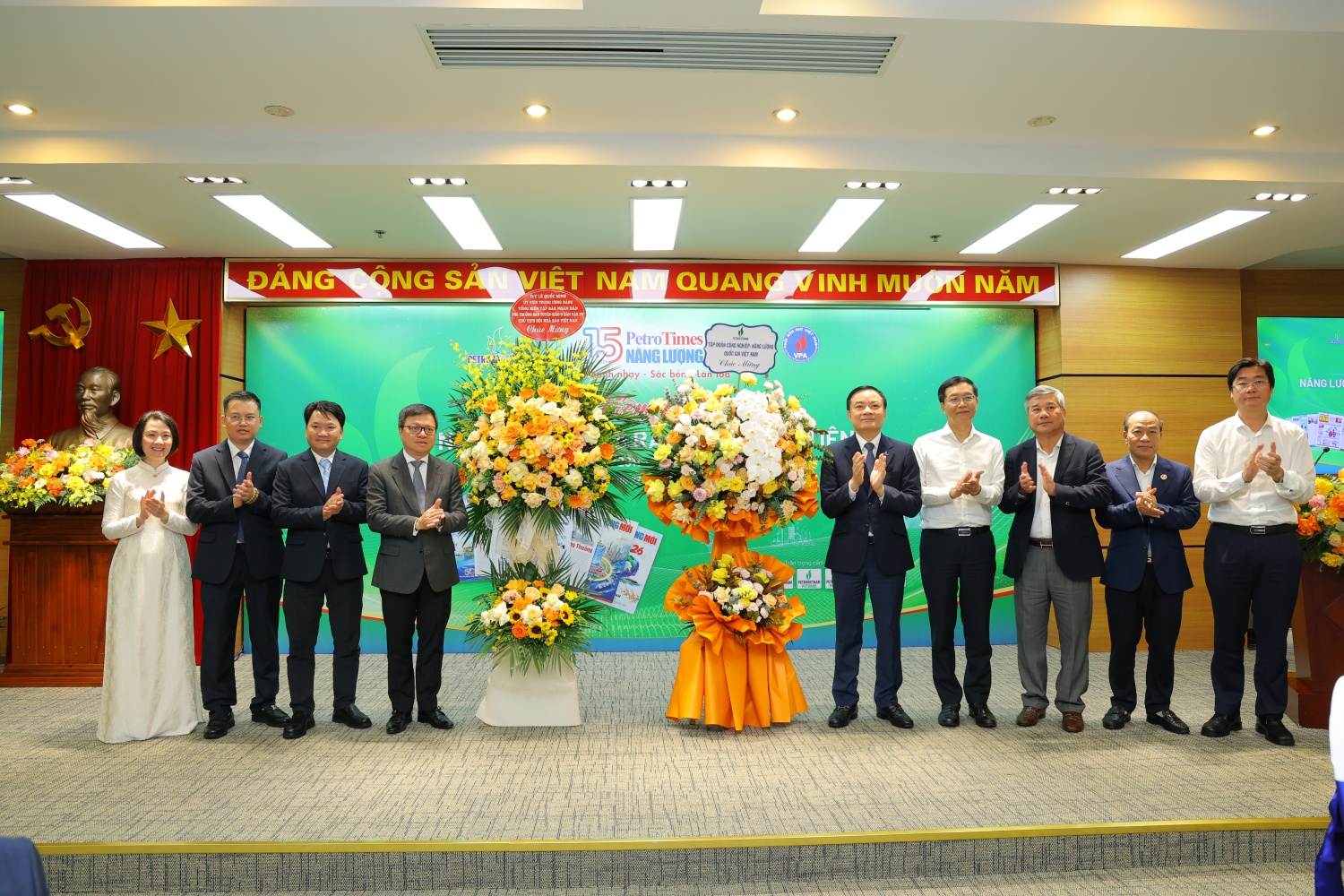 Năng lượng Mới - PetroTimes cần đóng vai trò hạt nhân xây dựng nền tảng truyền thông thống nhất trong Petrovietnam