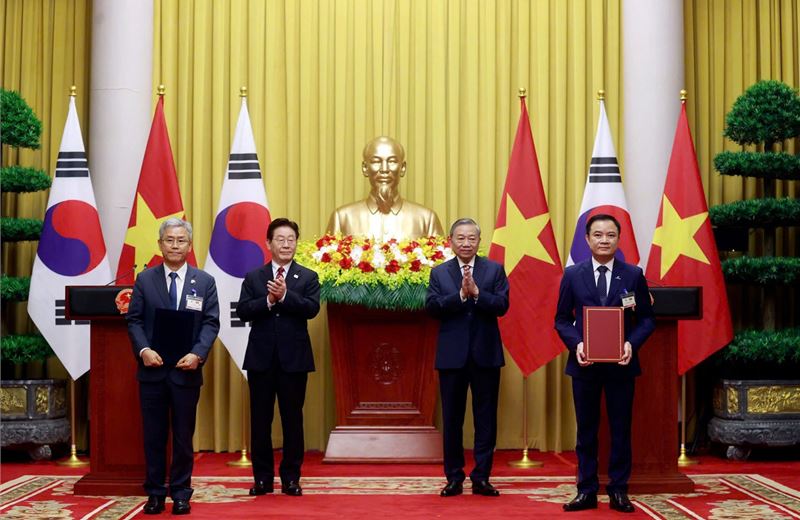 Petrovietnam nghiên cứu hợp tác phát triển điện hạt nhân với các đối tác Hàn Quốc