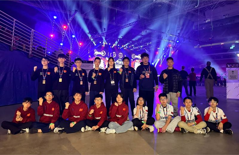 Petrovietnam chắp cánh học sinh Việt chinh phục đấu trường robotics thế giới