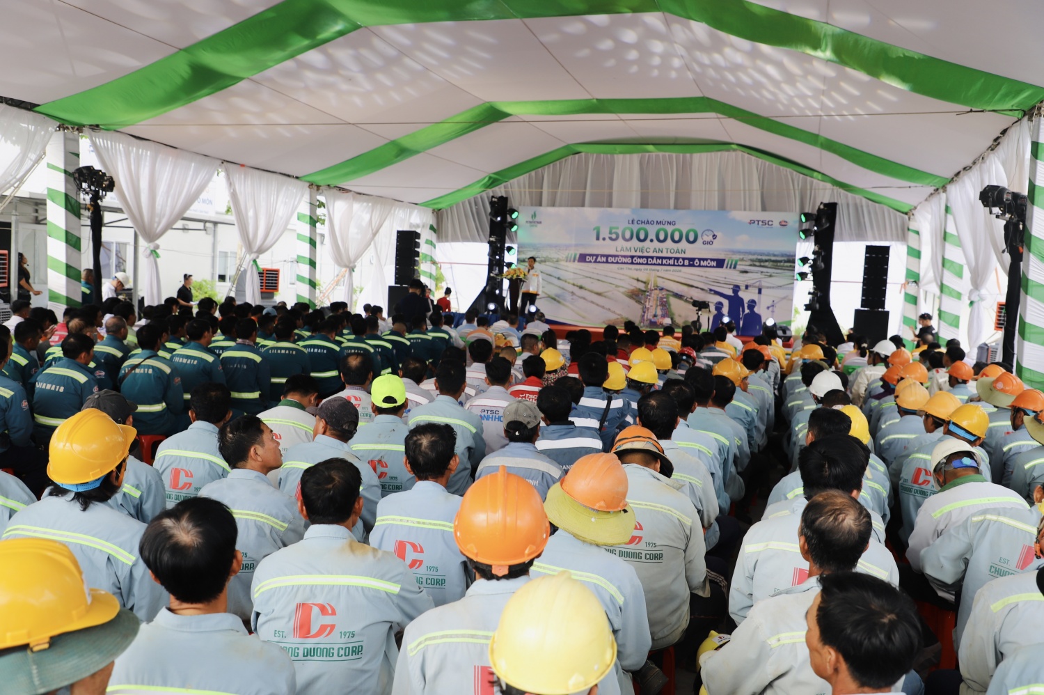 Hợp đồng EPC bờ Dự án đường ống khí Lô B - Ô Môn đạt mốc 1,5 triệu giờ làm việc an toàn”