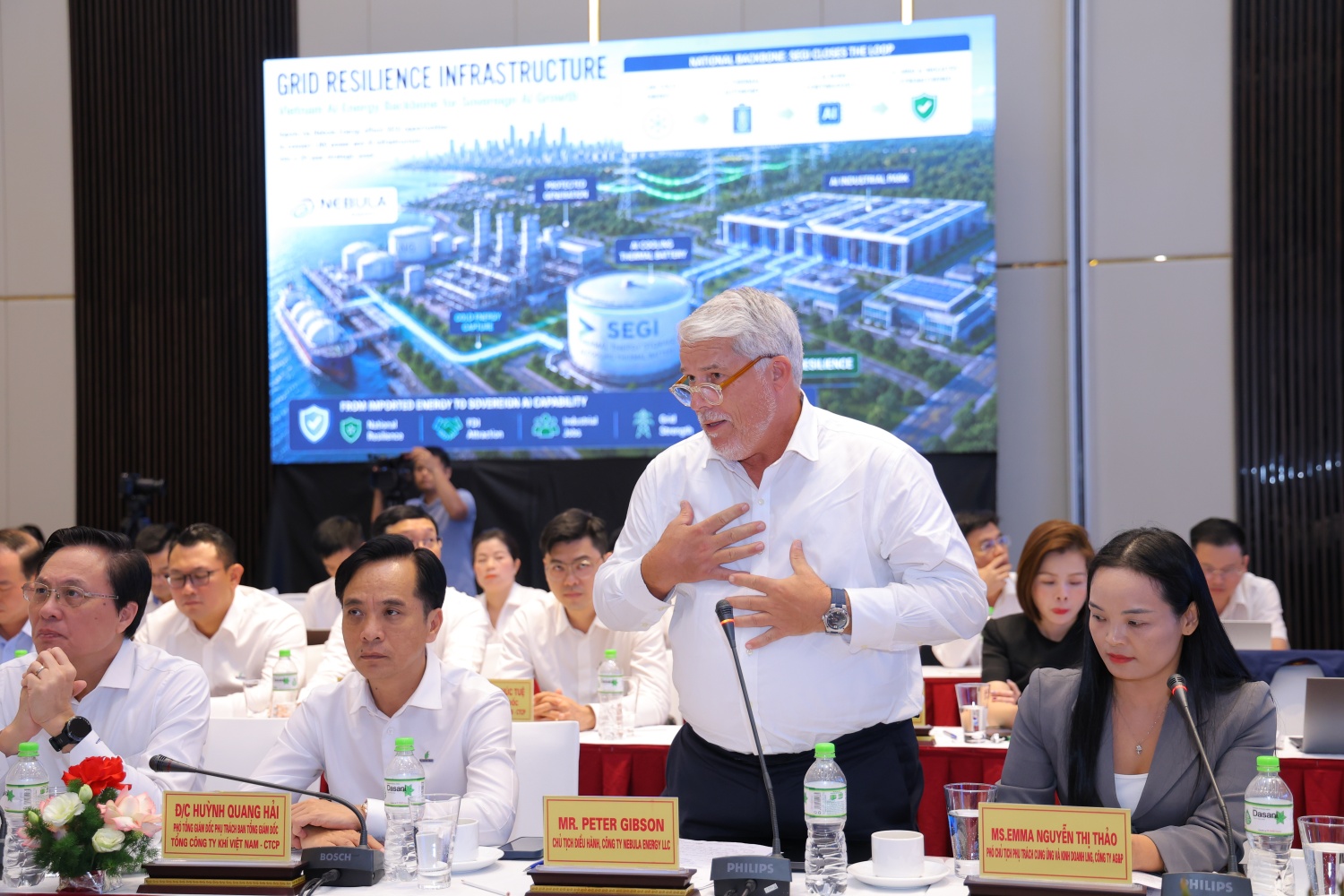 Chủ tịch Điều hành Nebula Energy Peter Gibson bày tỏ tin tưởng: Sự hợp tác giữa Petrovietnam, Nebula Energy và tỉnh Hà Tĩnh sẽ tạo nền tảng vững chắc để hiện thực hóa dự án, đóng góp vào sự phát triển của ngành năng lượng và kinh tế số Việt Nam.