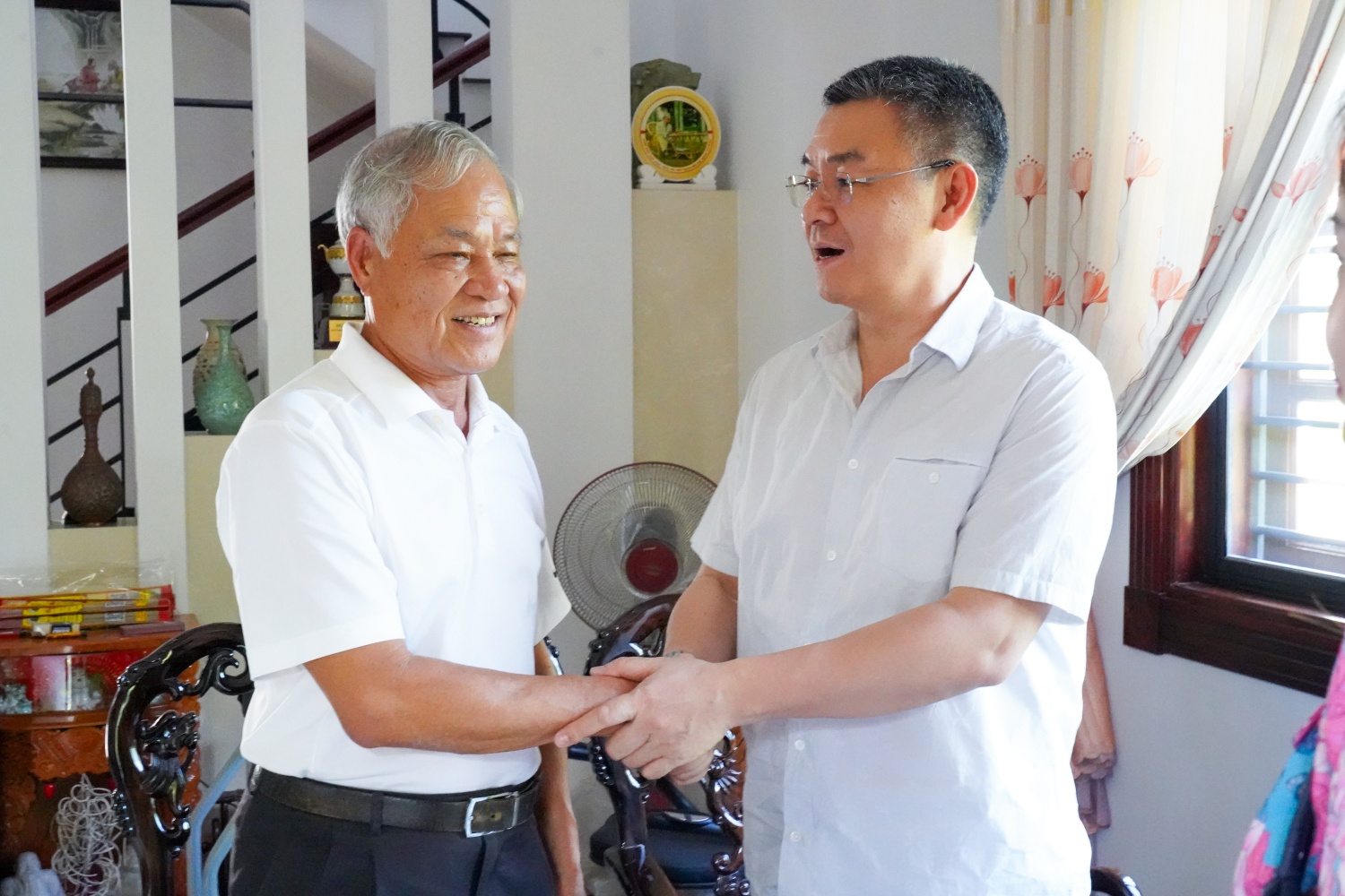 Tổng Giám đốc Petrovietnam Lê Mạnh Cường thăm hỏi nguyên lãnh đạo Tập đoàn