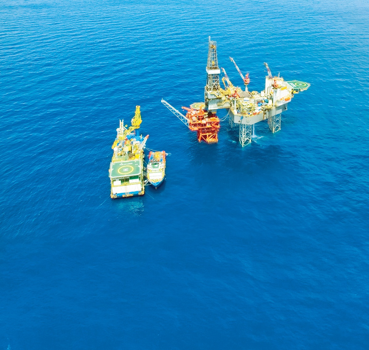 Cùng với hoạt động tìm kiếm, thăm dò và khai thác dầu khí, Petrovietnam cần mở rộng không gian phát triển sang các lĩnh vực năng lượng mới