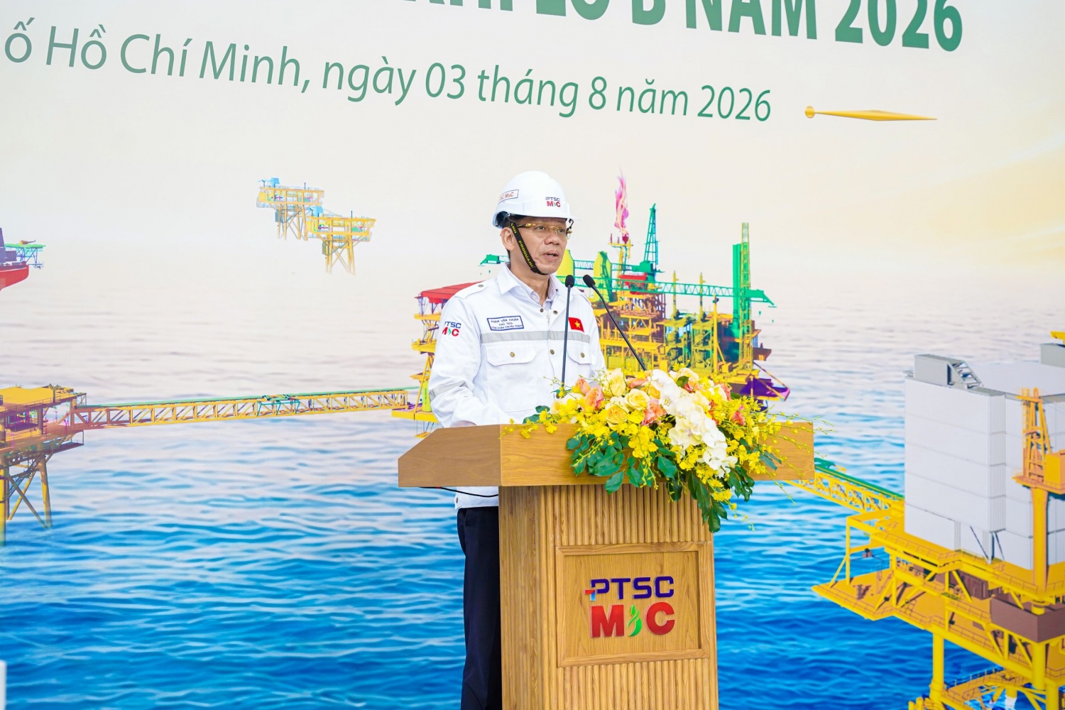 Đồng chí Phạm Văn Chuân – Chủ tịch Công đoàn PTSC M&C phát động chiến dịch thi đua