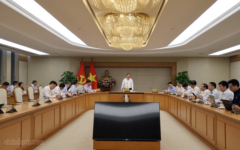 Phó Thủ tướng nhấn mạnh, tiến độ triển khai Đề án hiện đã chậm so với yêu cầu, nếu không khẩn trương hoàn thiện các nội dung liên quan sẽ tiếp tục kéo dài thời gian thực hiện - Ảnh: VGP/Phương Nguyên