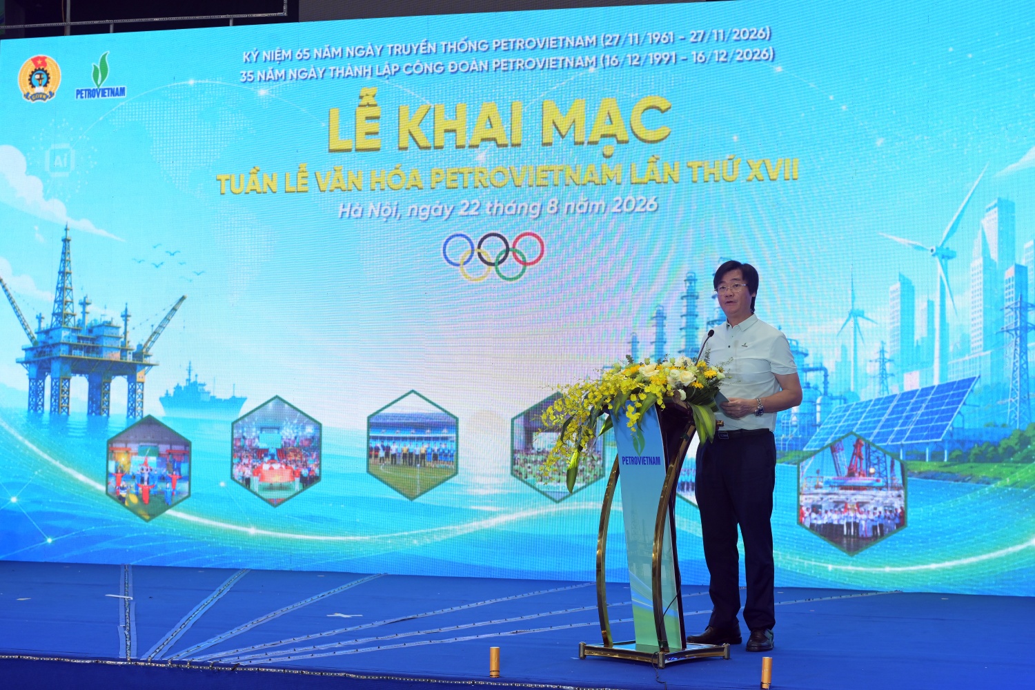 Thay mặt 6 vạn người lao động PETROVIETNAM, Chủ tịch Công đoàn PETROVIETNAM Nguyễn Mạnh Kha nhiệt liệt hưởng ứng các các hoạt động của Tuần lễ Văn hóa PETROVIETNAM lần thứ XVII.