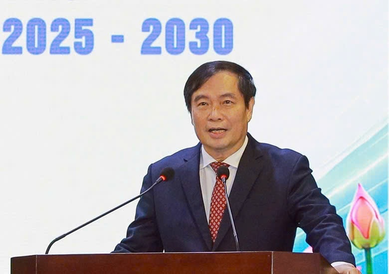 Đồng chí Phan Xuân Thủy, Phó trưởng ban Tuyên giáo Trung ương, Trưởng ban Tổ chức hội thi phát biểu bế mạc.