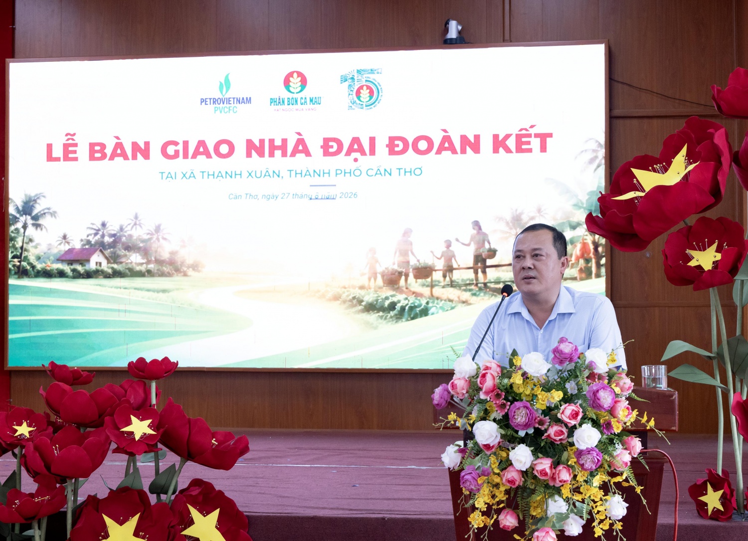 Ông Triệu Thanh Tùng, Giám đốc Kinh doanh Tây Nam Bộ, đại diện Phân bón Cà Mau phát biểu tại chương trình.