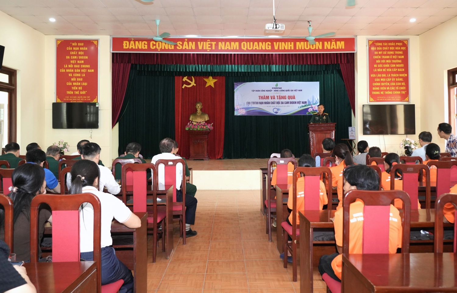 Toàn cảnh buổi gặp mặt