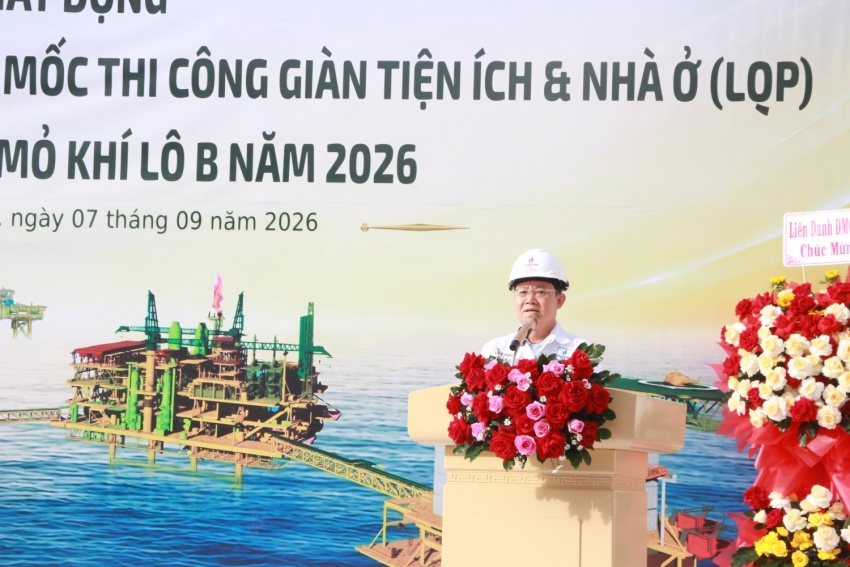 Ông Nguyễn Thành Dũng - Phó Tổng Giám đốc Phú Quốc POC chia sẻ tại buổi lễ.