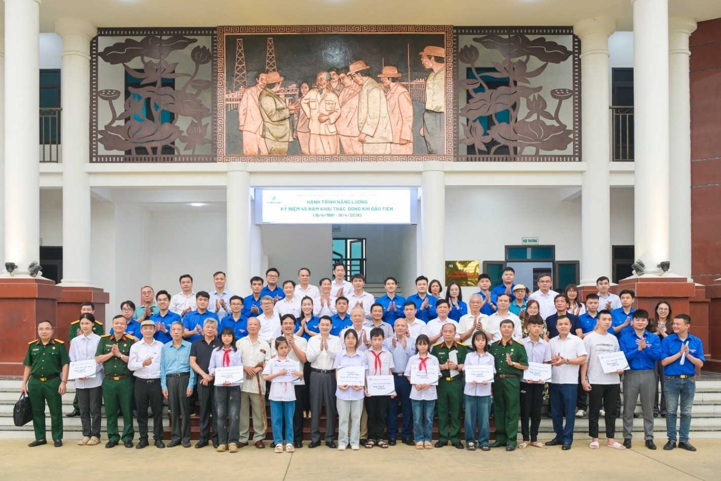 Các đại biểu tham gia 