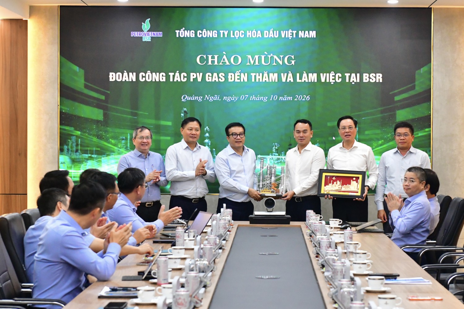 Hợp tác giữa BSR và PV GAS không chỉ phục vụ nhu cầu phát triển của mỗi đơn vị mà còn góp phần tăng cường sự gắn kết trong chuỗi giá trị, phát huy sức mạnh tổng hợp và nâng cao năng lực cạnh tranh của PETROVIETNAM.