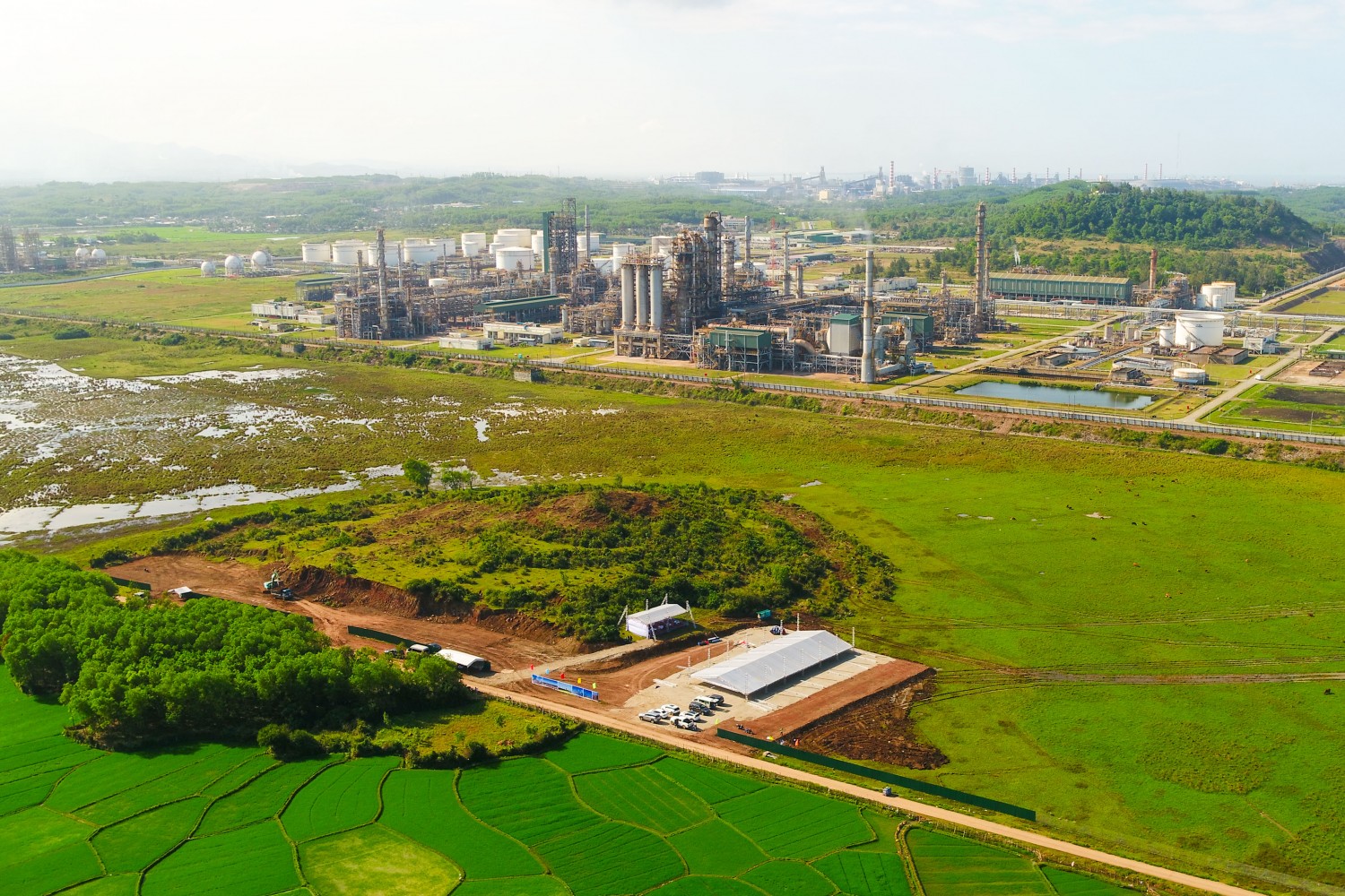 Dự án Nâng cấp mở rộng NMLD Dung Quất hoàn tất hơn 85% mặt bằng, sẵn sàng mở lối cho giai đoạn EPC Dự án Nâng cấp mở rộng NMLD Dung Quất hoàn tất hơn 85% mặt bằng, sẵn sàng mở lối cho giai đoạn EPC