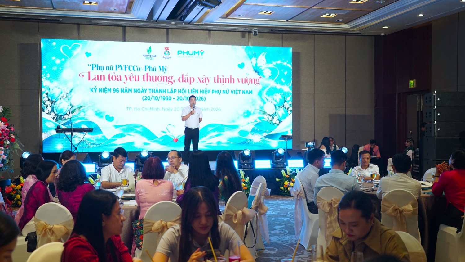 Ông Tạ Quang Huy - Phó Tổng Giám đốc, Trưởng ban Vì sự tiến bộ phụ nữ PVFCCo - Phú Mỹ gửi những lời chúc tốt đẹp đến toàn thể nữ cán bộ, người lao động.