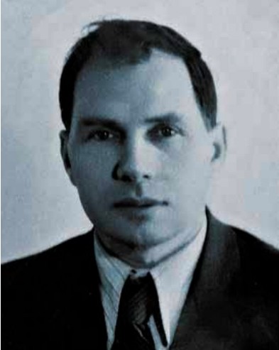 Chuyên gia Liên Xô N. K. Gryaznov.