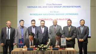 Petrovietnam and Petronas signs head of agreement for gas sale and purchase