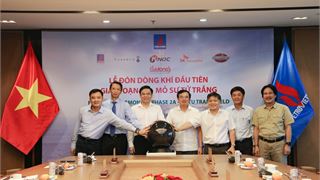 Petrovietnam welcomes first gas flow from White Lion oil field in phase 2A ​