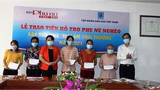 Petrovietnam phối hợp với Báo Phụ nữ Thủ đô hỗ trợ phụ nữ nghèo trên địa bàn Hà Nội