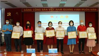 Trao giải cuộc thi ảnh “Không gian làm việc - nét đẹp văn hóa Petrovietnam’’
