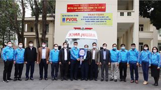 PVOIL trao tặng 1 xe cứu thương cho huyện Ngọc Lặc, tỉnh Thanh Hóa