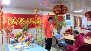 Lần đầu đón Tết trên giàn
