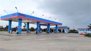 Cửa hàng xăng dầu PVOIL đầu tiên trên tuyến cao tốc