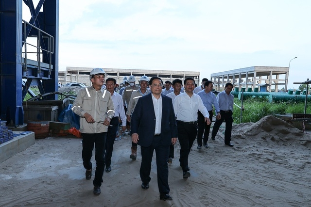 Thủ tướng khảo sát khu quy hoạch cảng lớn nhất ĐBSCL và dự án nhiệt điện Long Phú 1


– DẦU KHÍ VIỆT NAM