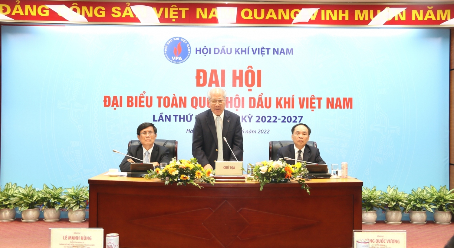Đại hội Đại biểu toàn quốc Hội Dầu khí Việt Nam lần thứ IV, nhiệm kỳ 2022-2027 thành công tốt đẹp Đại hội Đại biểu toàn quốc Hội Dầu khí Việt Nam lần thứ IV, nhiệm kỳ 2022-2027 thành công tốt đẹp