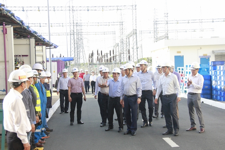 Sớm đề ra chiến lược chung cho Cụm Khí - Điện - Đạm Cà Mau Khẩn trương đề ra chiến lược chung nhằm đảm bảo cho Cụm Khí-Điện-Đạm Cà Mau phát triển lâu dài
