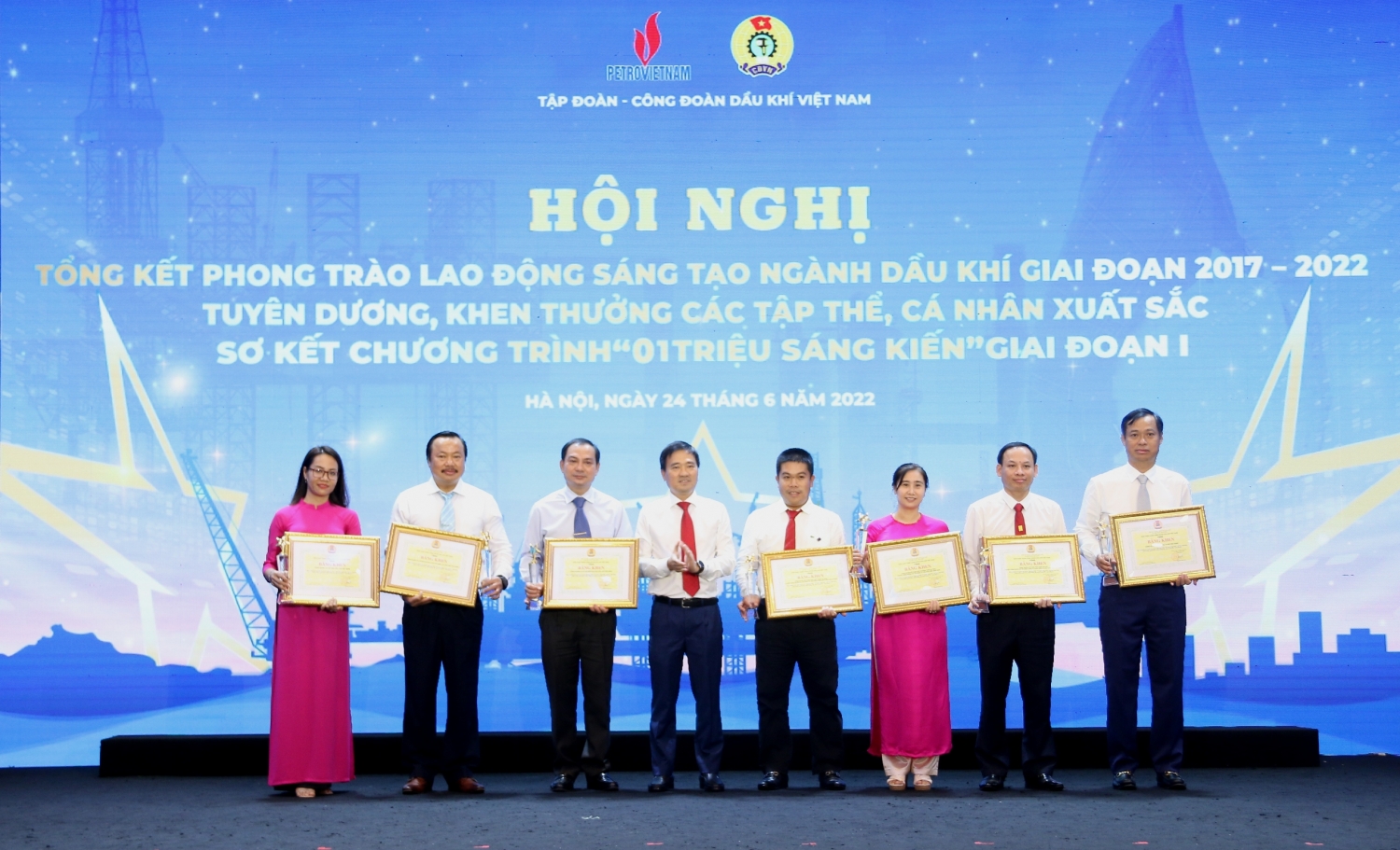 Thi đua Lao động sáng tạo, đổi mới là chìa khóa cho sự phát triển của Petrovietnam Thi đua Lao động sáng tạo, đổi mới là chìa khóa cho sự phát triển của Petrovietnam