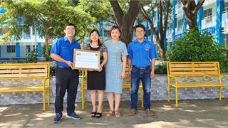 Tuổi trẻ PTSC M&C trao tặng công trình thanh niên "Sân trường cho em và cùng em tiến bước"