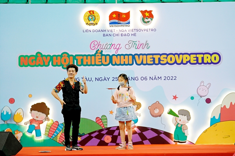 Ngày hội Thiếu nhi Vietsovpetro 2022 với chủ đề “Hành trình trải nghiệm – Tư duy sáng tạo – Vững bước tương lai” Ngày hội Thiếu nhi Vietsovpetro 2022 với chủ đề “Hành trình trải nghiệm – Tư duy sáng tạo – Vững bước tương lai”