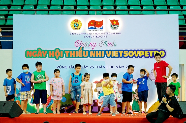 Ngày hội Thiếu nhi Vietsovpetro 2022 với chủ đề “Hành trình trải nghiệm – Tư duy sáng tạo – Vững bước tương lai” Ngày hội Thiếu nhi Vietsovpetro 2022 với chủ đề “Hành trình trải nghiệm – Tư duy sáng tạo – Vững bước tương lai”