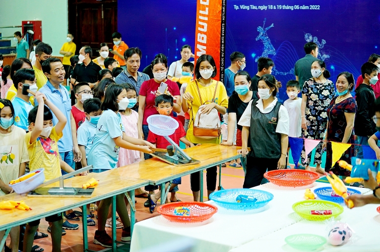 Ngày hội Thiếu nhi Vietsovpetro 2022 với chủ đề “Hành trình trải nghiệm – Tư duy sáng tạo – Vững bước tương lai” Ngày hội Thiếu nhi Vietsovpetro 2022 với chủ đề “Hành trình trải nghiệm – Tư duy sáng tạo – Vững bước tương lai”