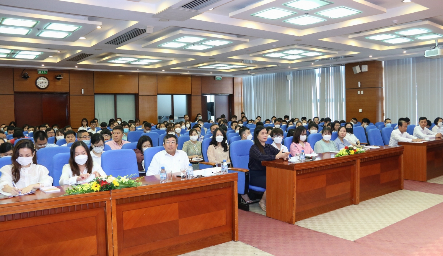 Bồi dưỡng lý luận chính trị cho đối tượng kết nạp Đảng năm 2022 tại khu vực Hà Nội Bồi dưỡng lý luận chính trị cho đối tượng kết nạp Đảng năm 2022 tại khu vực Hà Nội