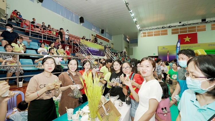 Ngày hội Gia đình Vietsovpetro 2022 với chủ đề “ Đồng hành và Tiếp bước tương lai” Ngày hội Gia đình Vietsovpetro 2022: “Đồng hành và tiếp bước tương lai”