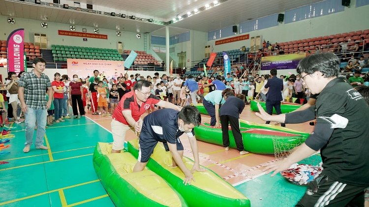 Ngày hội Gia đình Vietsovpetro 2022 với chủ đề “ Đồng hành và Tiếp bước tương lai” Ngày hội Gia đình Vietsovpetro 2022: “Đồng hành và tiếp bước tương lai”
