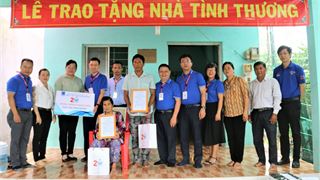 KĐN trao tặng 2 nhà tình thương tại Cần Giờ, TP HCM