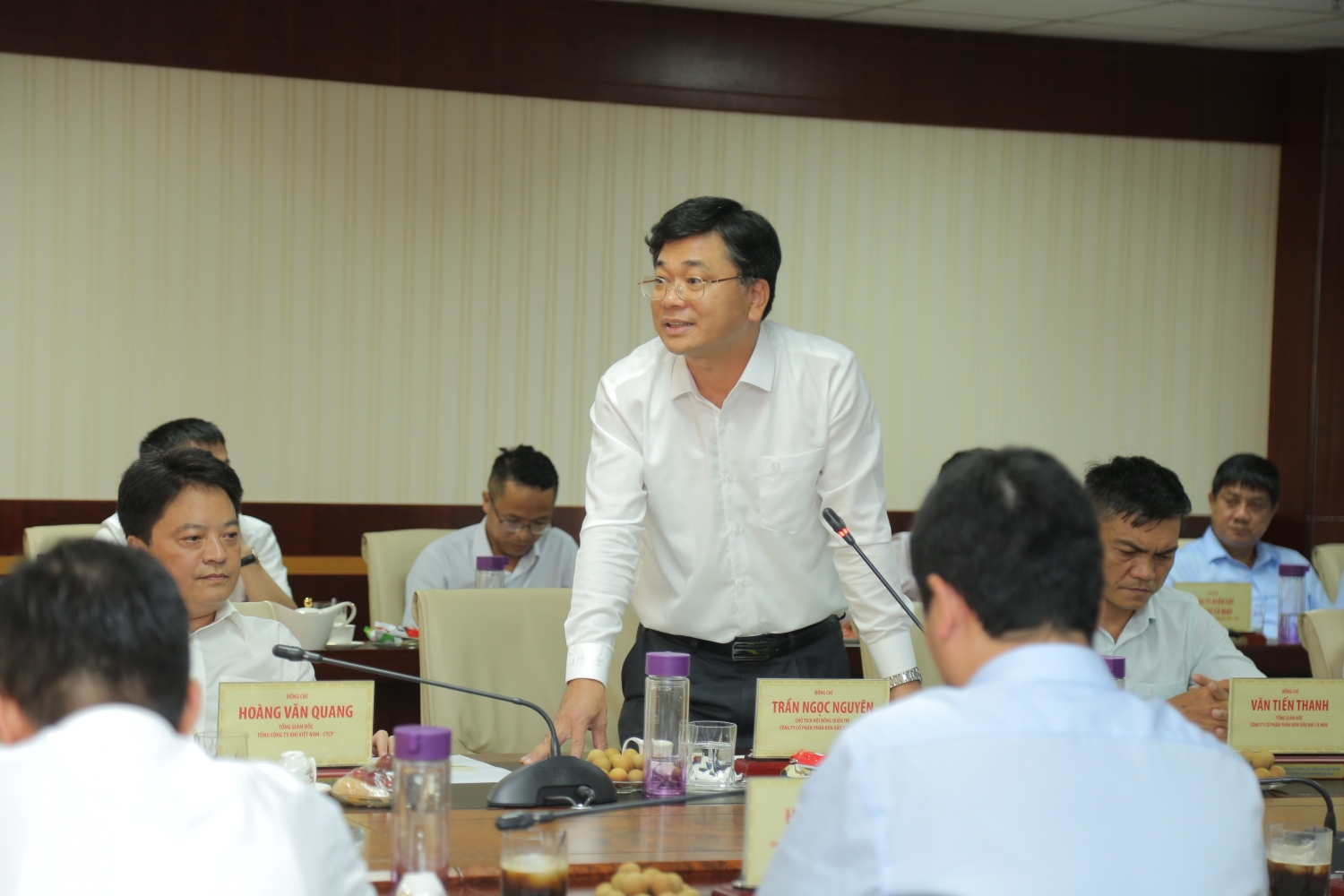Chủ tịch Uỷ Ban Quản lý vốn Nhà nước thăm và làm việc tại Cụm Khí - Điện - Đạm Cà Mau Chủ tịch Uỷ Ban Quản lý vốn Nhà nước thăm và làm việc tại Cụm Khí Điện - Đạm Cà Mau