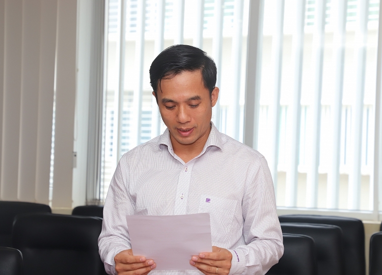 Lễ kết nạp Đảng viên mới của Đảng bộ Trường Đại học Dầu khí Việt Nam Lễ kết nạp đảng viên mới của Đảng bộ Trường Đại học Dầu khí Việt Nam
